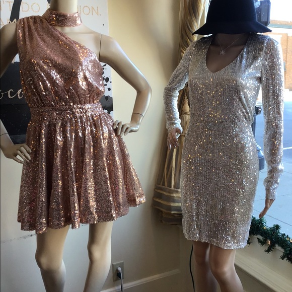 Gorgeous party dress - Picture 2 of 5